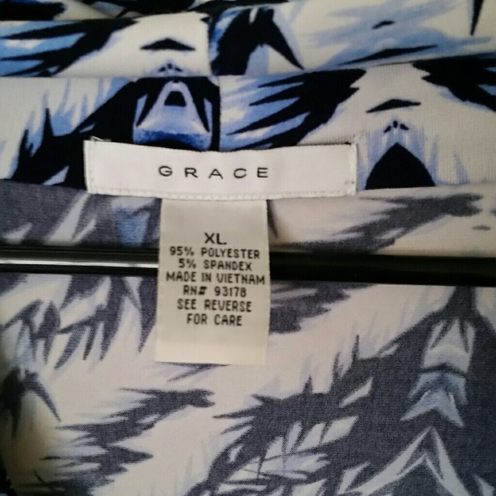 Abstract Print Top XL - Picture 2 of 2
